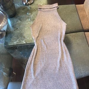 Sleeveless turtleneck knit dress